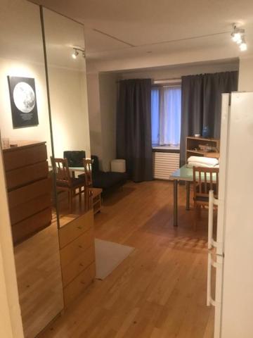 - Very In Majorstuen, * Oslo